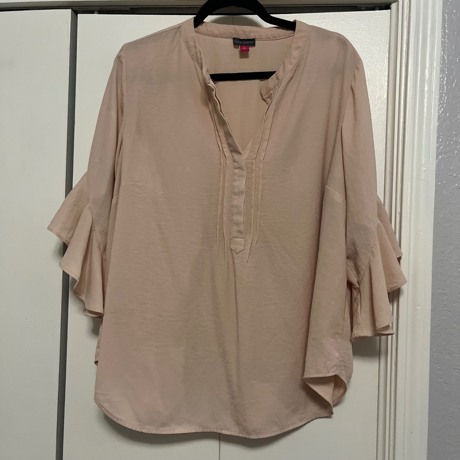 Vince Camuto Blush Pink Ruffle Tiered Sleeve Split Neck Blouse Plus Size 1x